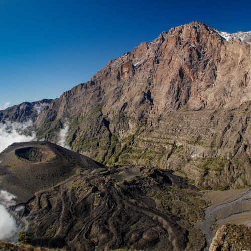 mt-meru-1